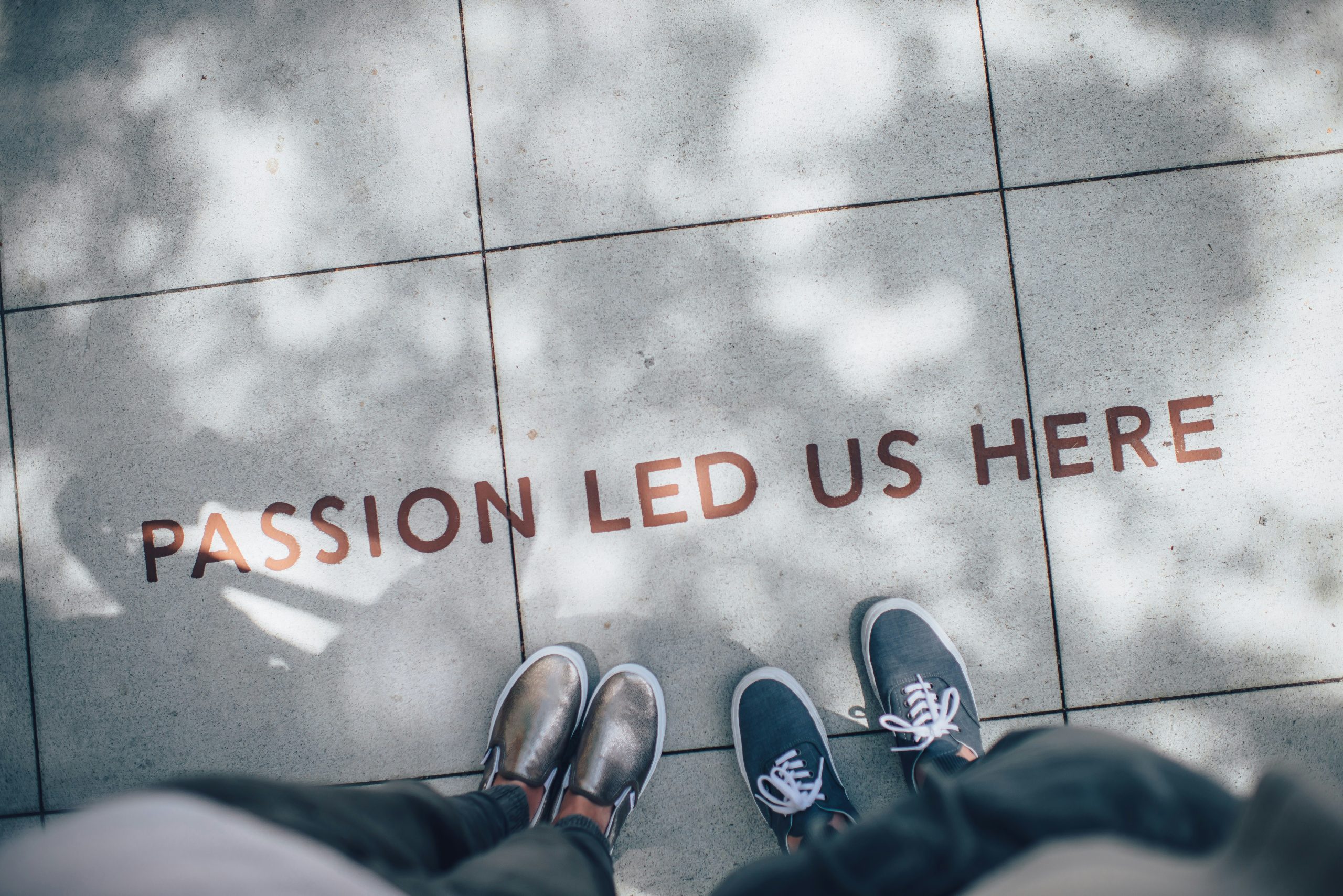 la gestion de la qualité est un système de management qui vise à garantir la satisfaction des clients en assurant la qualité des produits et services fournis par une entreprise. découvrez les meilleures pratiques en gestion de la qualité.