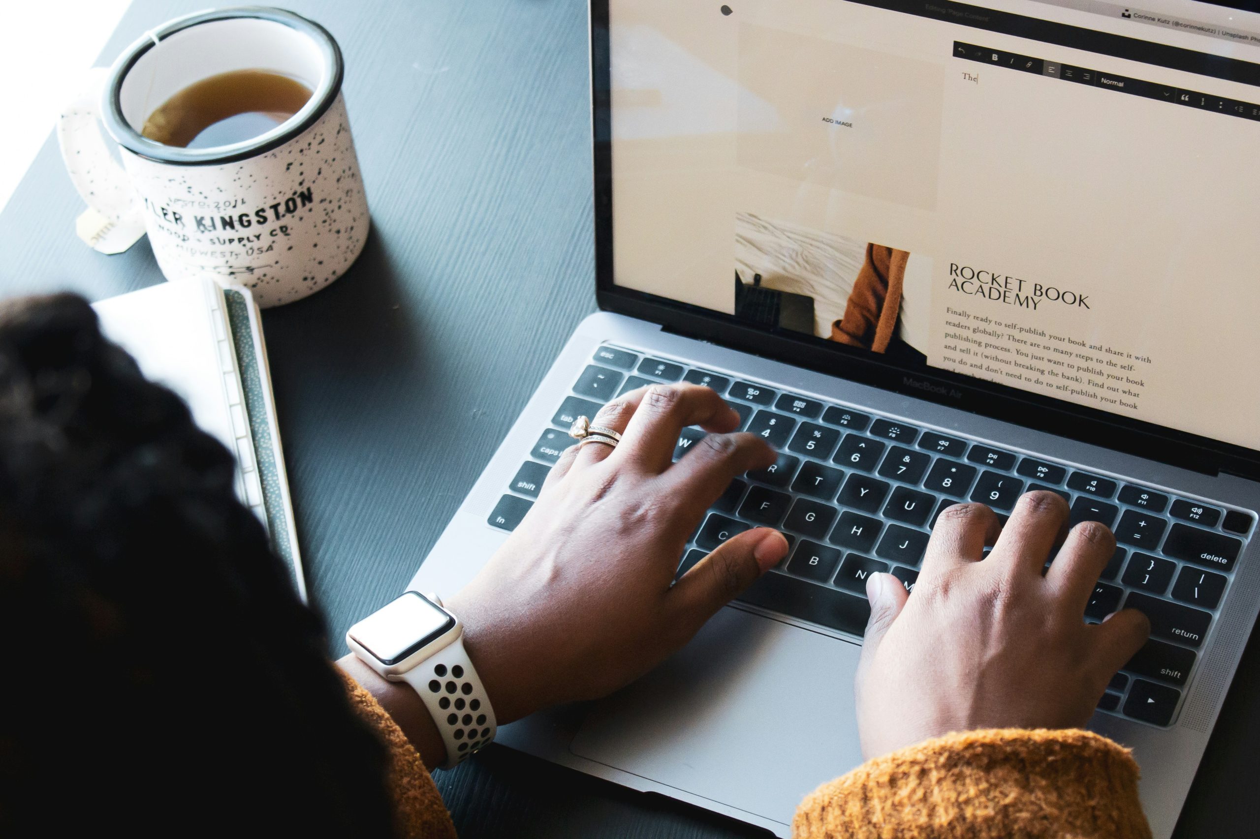 découvrez les clés de l'entrepreneuriat et apprenez à développer votre projet avec succès grâce à nos ressources et conseils en entrepreneurship.