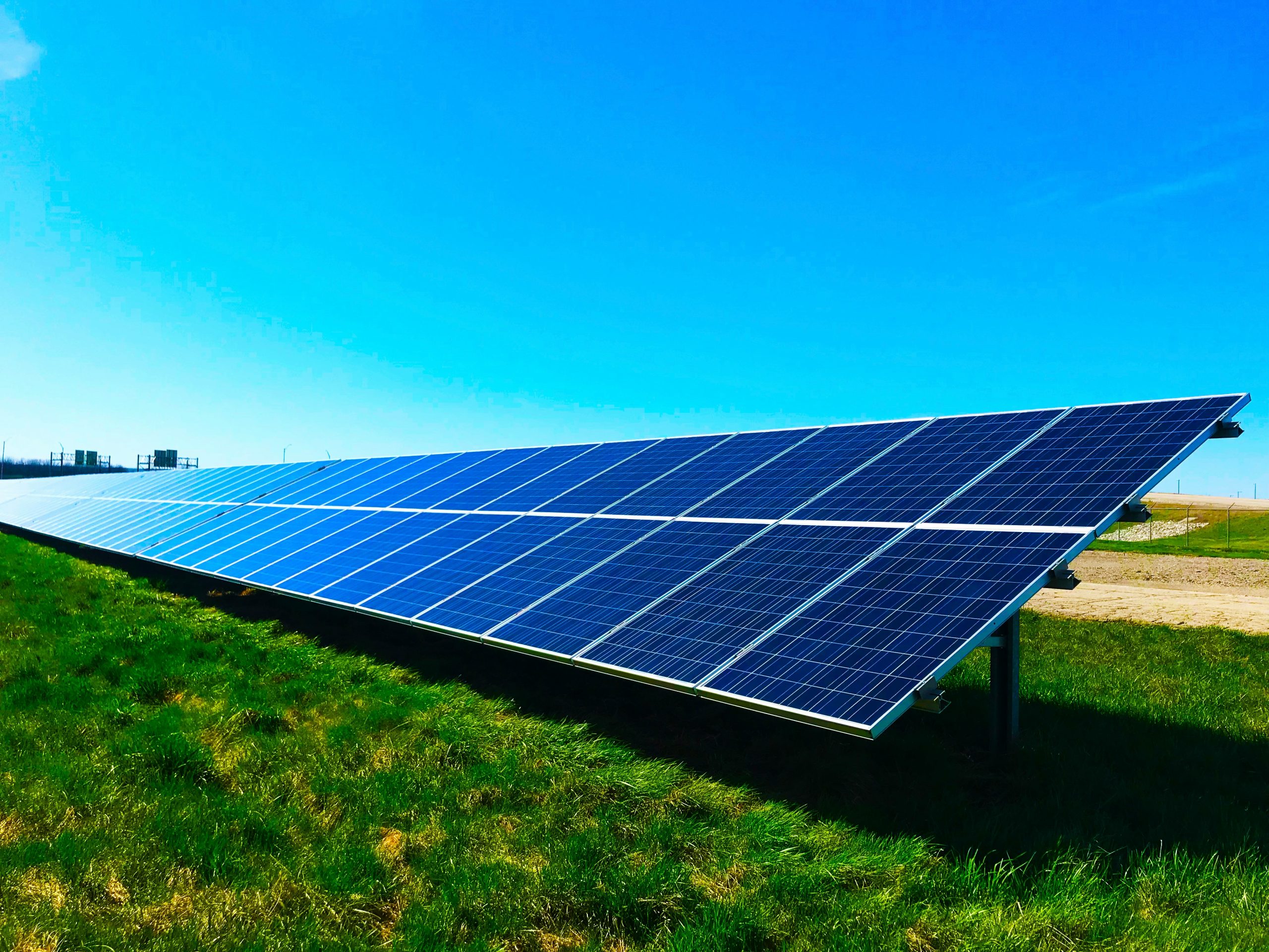 améliorez l'efficacité énergétique avec nos solutions innovantes pour économiser de l'énergie et réduire votre empreinte environnementale.