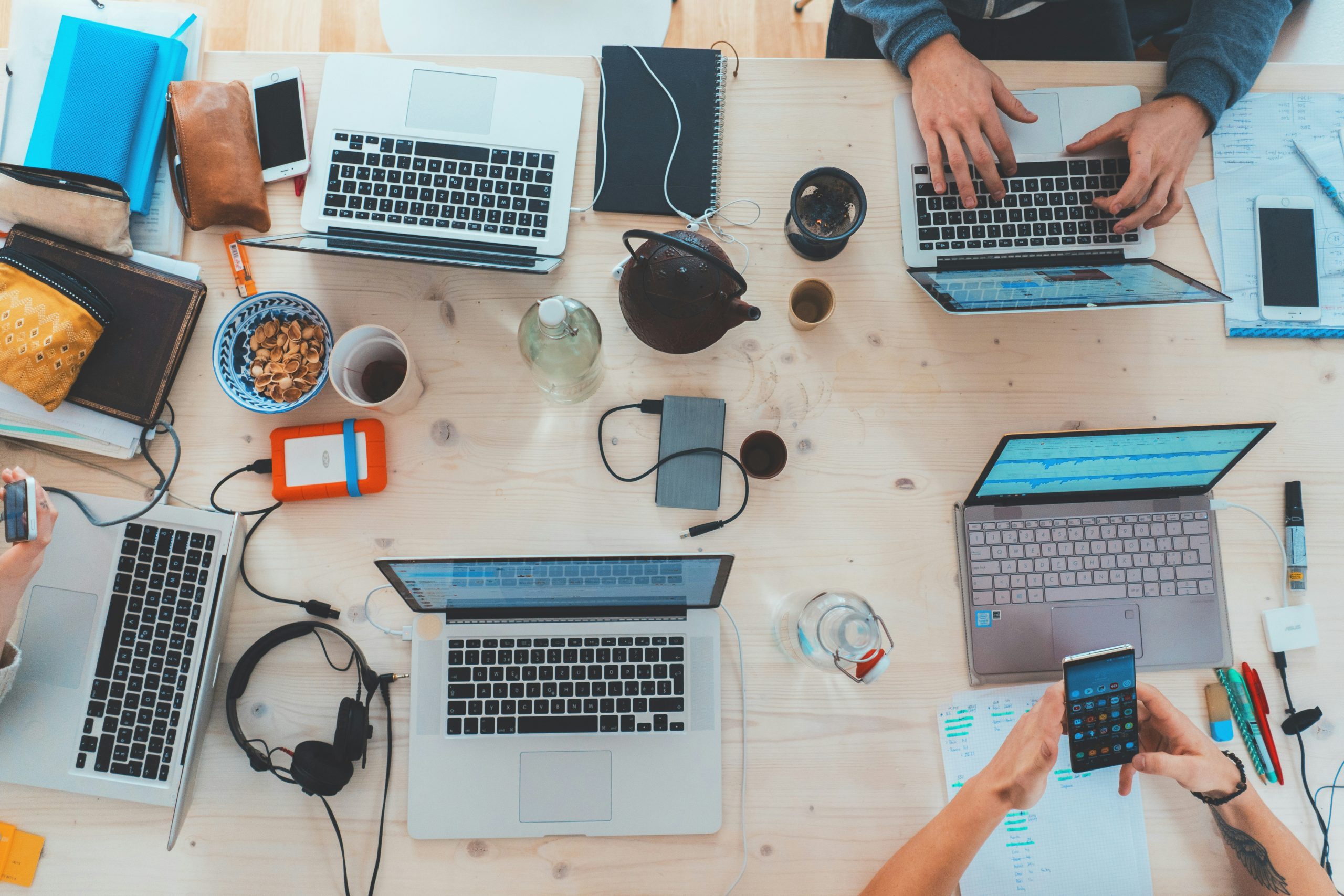 améliorez la performance de votre entreprise avec nos solutions intégrées.